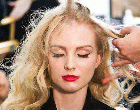 Успей сделать антивозрастной уход для волос за 1500 рублей! Читай и записывай