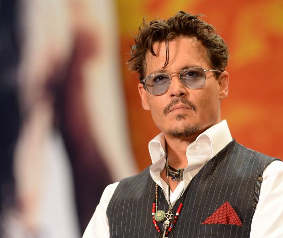 Что Джонни Депп делает в Москве?