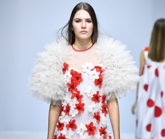 Показ Annette Hoffmann здесь!