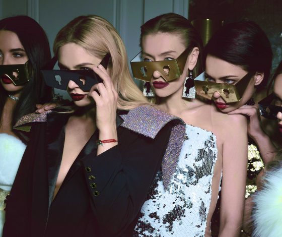 Анастасия Решетова, Наталья Рудова, Мария Миногарова и другие звезды в лукбуке Bella Potemkina