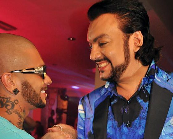 На карантине: Филипп Киркоров и Тимати готовят бургеры в прямом эфире