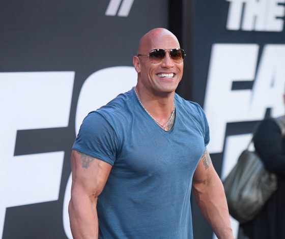 Цифра дня: сколько стоит особняк Дуэйна Джонсона?