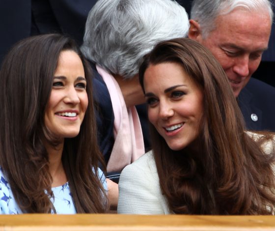 Семейные каникулы: сестра и мама Кейт Миддлтон отдыхают на Карибских островах