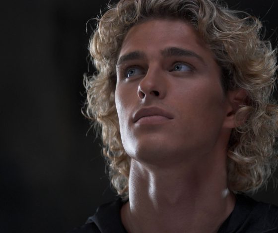 Василий Степанов не пытался покончить жизнь самоубийством? О чем еще стране рассказала его мама?