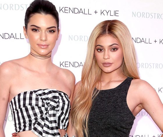 Кайли Vs. Кендалл. Кто из сестер Дженнер круче выглядит в бикини?