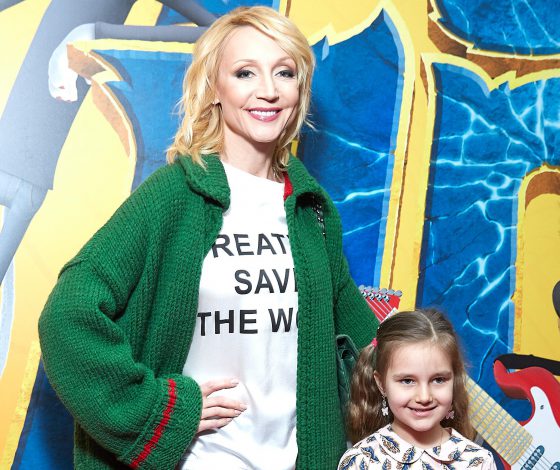 Кристина Орбакайте поддержала сына Никиту Преснякова на премьере мультфильма «Рок дог»