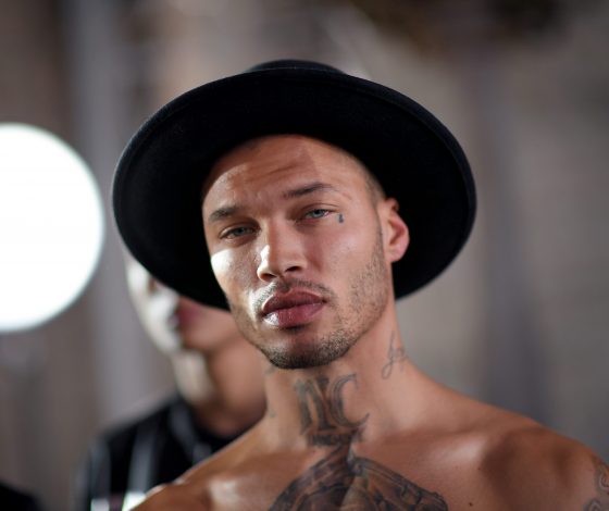 Джереми Микс веселится на яхте с дочерью миллионера! А где его жена?