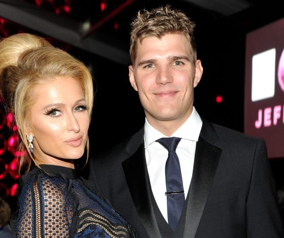 Пэрис Хилтон с новым возлюбленным, Рики Мартин, Шэрон Стоун и Шон Пенн на MOCA Gala