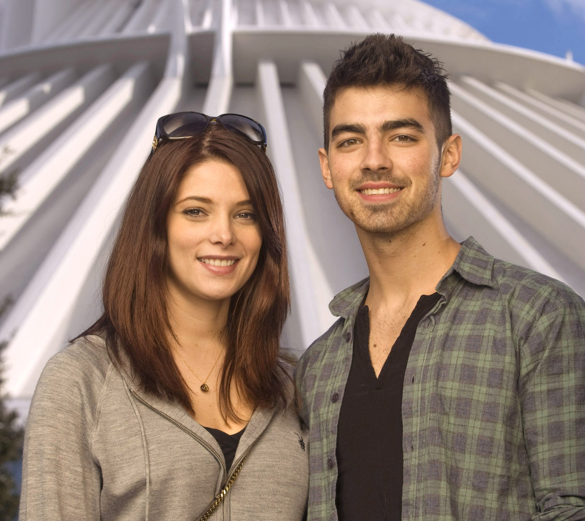 Джо Джонас и Эшли Грин 