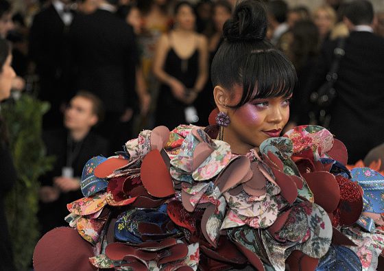 Met Gala-2017: самые странные платья на красной дорожке