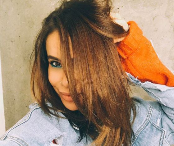 Айза Анохина собирается лечь под нож хирурга!