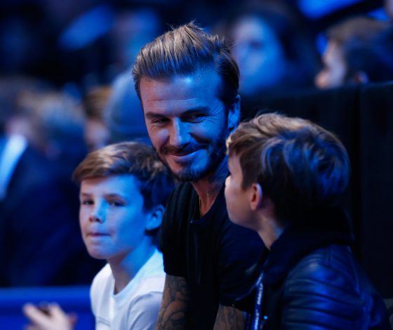 Дэвид Бекхэм расстроен, что его сыновья не играют в футбол. Надежда на дочь