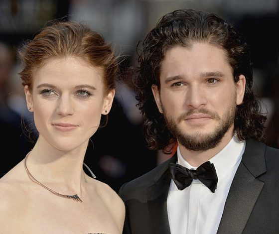 Сладкая парочка! Кит Харингтон и Роуз Лесли наслаждаются отдыхом в Греции