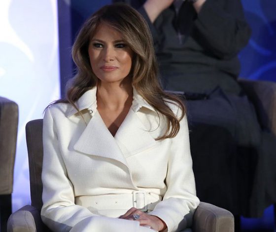 Что связывает Меланию Трамп, Памелу Андресон и Владимира Путина? Спойлер: шуба