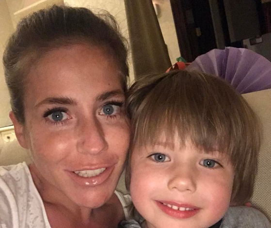 Юлия Барановская поделилась фото с повзрослевшим сыном Арсением