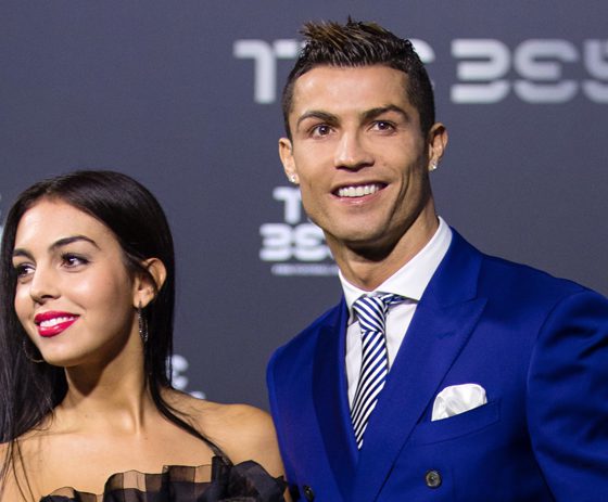 Красиво, как в кино: Криштиану Роналду, его 23-летняя девушка и ее идеальное тело