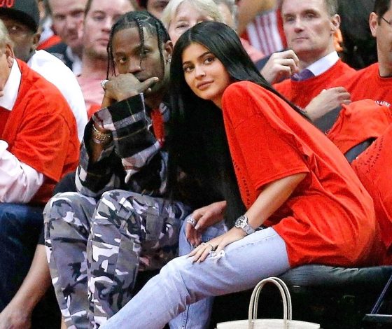 Вот это новости! Кайли Дженнер беременна от Трэвиса Скотта!