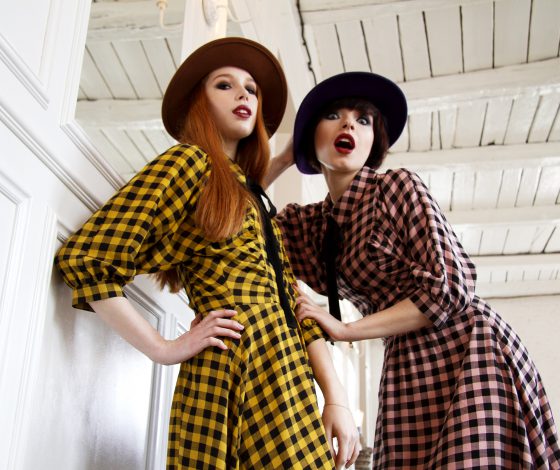 Лукбук весенней коллекции Vika Smolyanitskaya: платья в стиле ретро