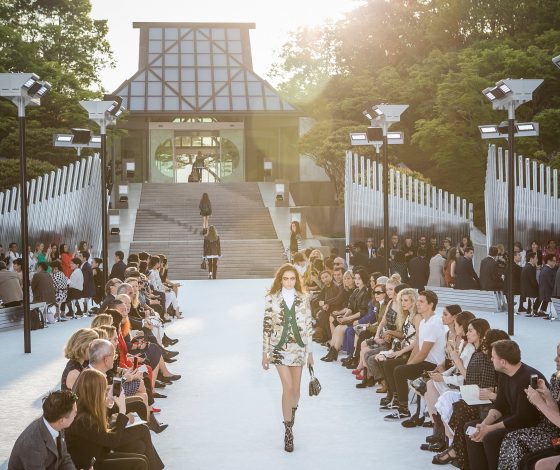 Весь круизный показ Louis Vuitton смотри здесь!