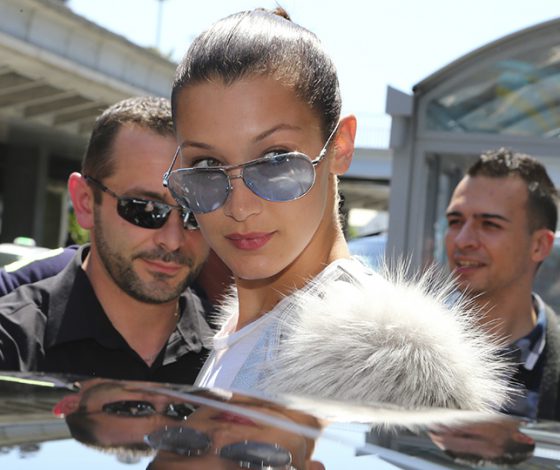 Прилетели! Эмили Ратаковски, Белла Хадид и другие звезды уже в Каннах