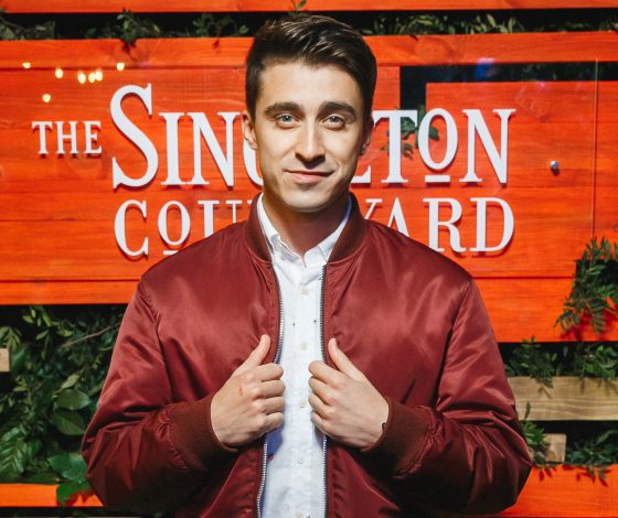 Артем Королев, Анна Цуканова-Котт и Дарья Малыгина на вечеринке The Singleton