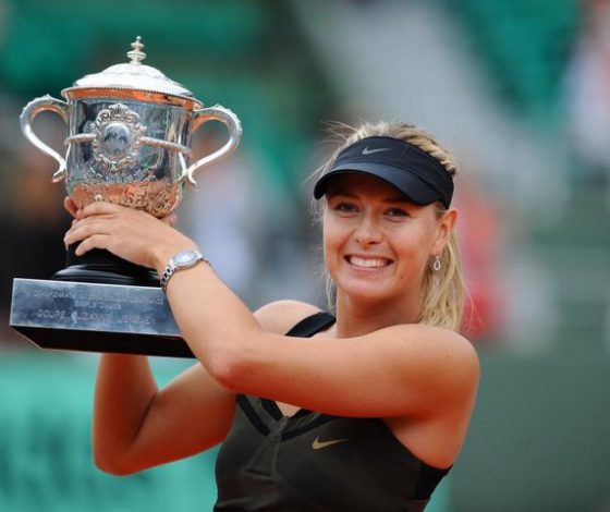 П-поддержка! Как Мария Шарапова утешила соперницу по корту?