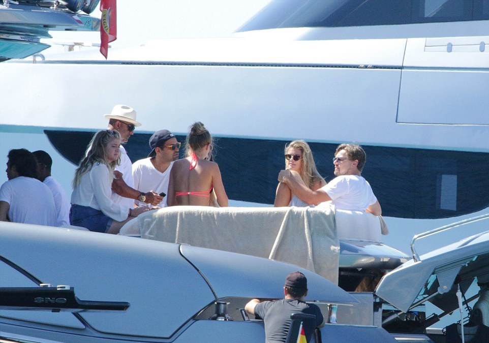 Нина Агдал и Леонардо ДиКаприо