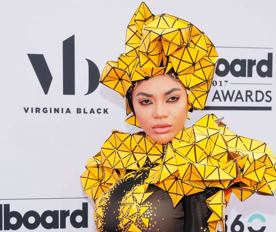 Худшие образы премии Billboard Music Awards 2017