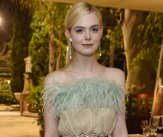 Мы так и знали! Что думает Эль Фаннинг о работе с Анджелиной Джоли?