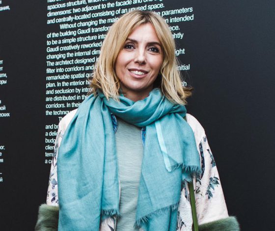 Светлана Бондарчук, Ирина Хакамада и Ксения Князева на арт-завтраке TOUS в честь открытия выставки «Антонио Гауди. Барселона»