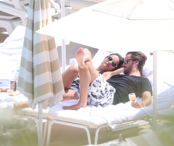 Опять новая девушка! На кого Скотт Дисик променял Беллу Торн после пары дней романа!