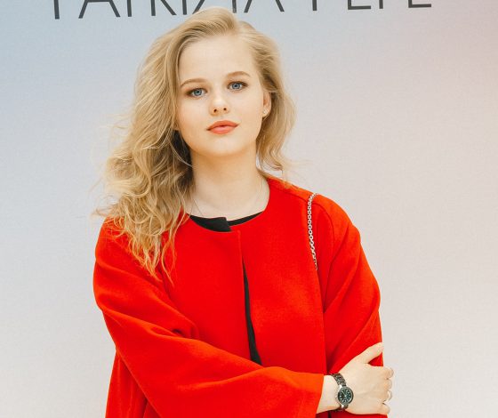 Александра Бортич, Анастасия Меськова и Ясмина Муратович на открытии бутика Patrizia Pepe в ТРЦ «Европейский»