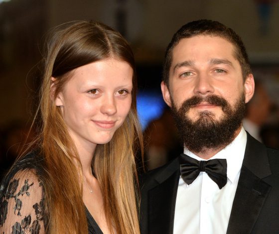 Шайа ЛаБаф и Миа Гот впервые стали родителями