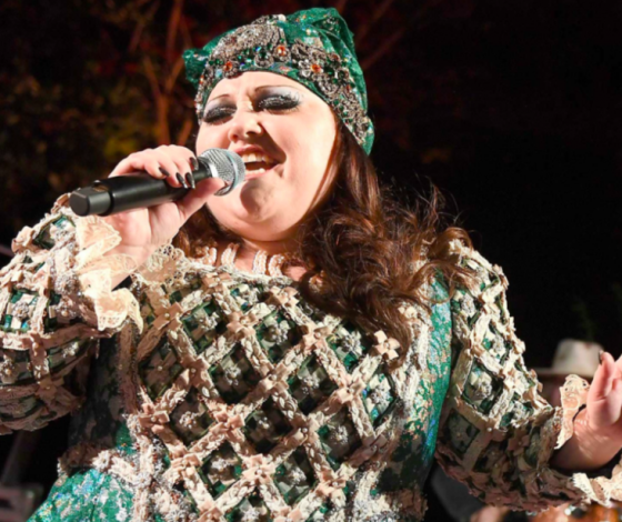 Что надо знать об эпатажной plus-size певице с показа Gucci?