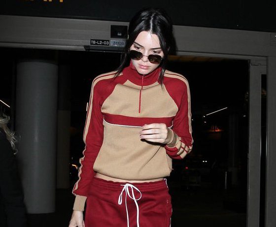 Кендалл Дженнер в аэропорту: 16 лучших образов