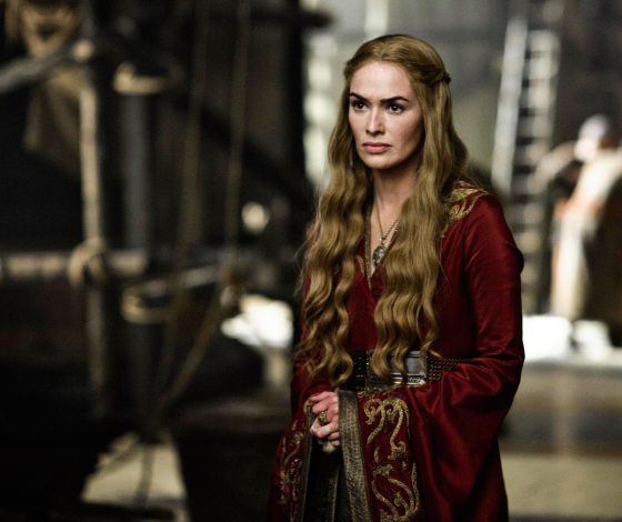 Угадай, какая звезда «Игры престолов» оставила мужа после развода без копейки!