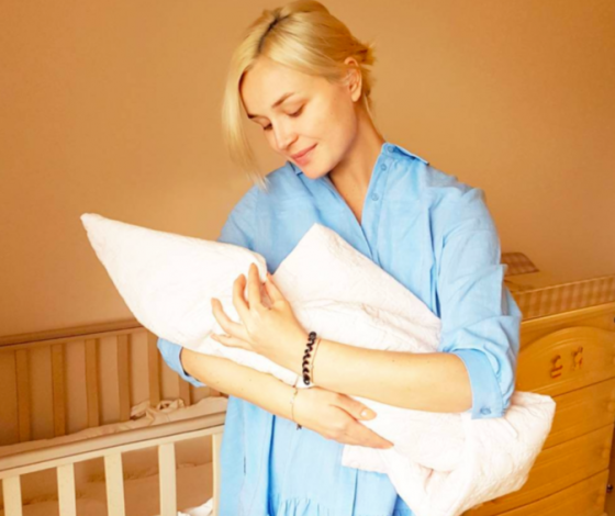 Полина Гагарина откровенно рассказала о своем муже и новорожденной дочке