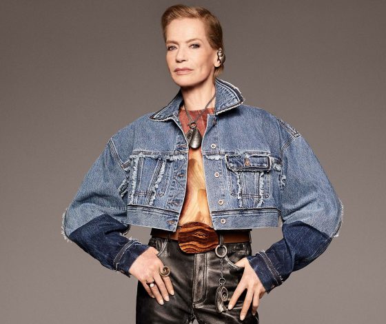 78-летняя Верушка все так же прекрасна: немецкая модель в новом лукбуке Acne