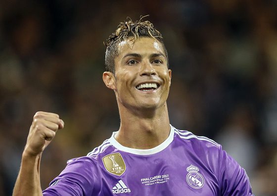 Мы что-то запутались: сколько у него детей? Криштиану Роналду стал отцом близнецов!