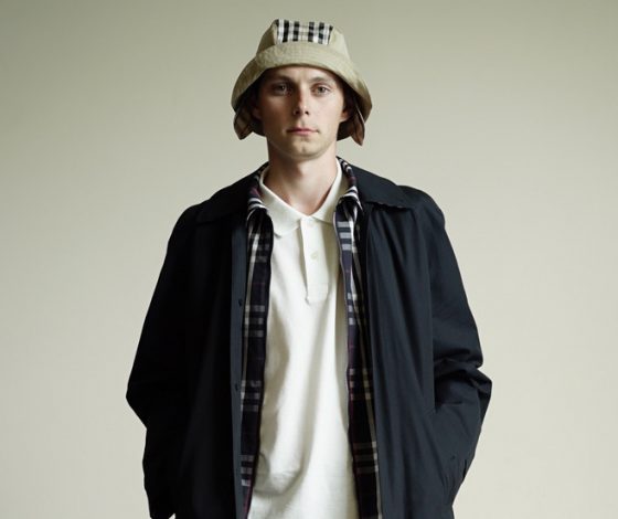 Гоша Рубчинский представил коллаборацию с Burberry. Что в ней?