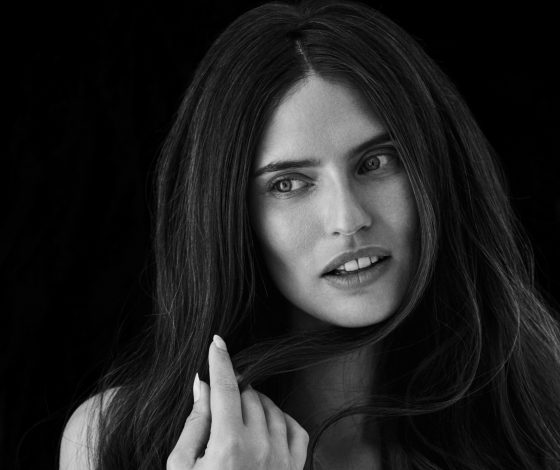 Бьянка Балти теперь дизайнер! Смотри эксклюзивную коллекцию модели для Yoox