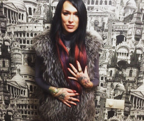 Участница «Битвы экстрасенсов» Илона Новоселова выпала с шестого этажа и разбилась насмерть!