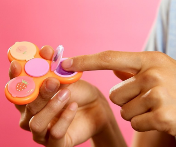 Блеск для губ в виде спиннера. Где такой купить?