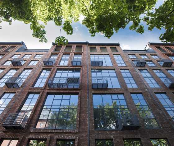 Хочешь жить рядом со звездами? Мы знаем точный адрес!