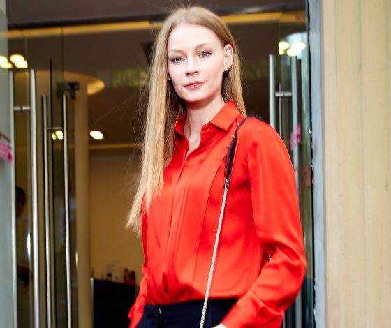 Светлана Ходченкова, Анна Чиповская и Светлана Устинова на премьере фильма «Блокбастер»