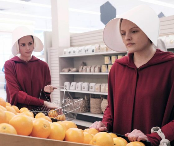 4 сезону «Рассказа служанки» быть! Собрали самые интересные факты о сериале