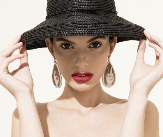 Как правильно носить камеи? Ответ в лукбуке Missbach by Nadya