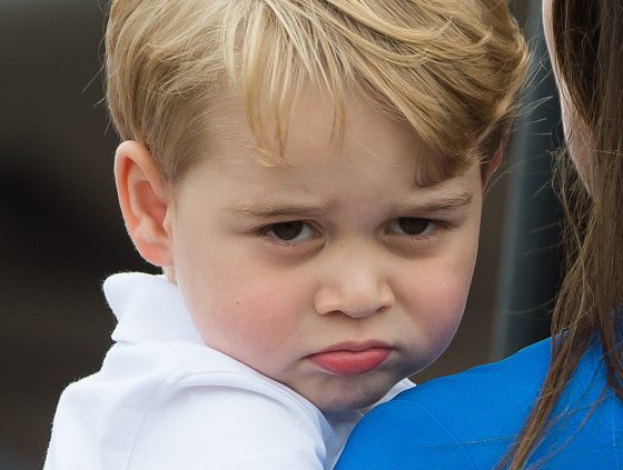 Мы заметили, что принц Джордж не очень любит папарацци! И это очень смешно!