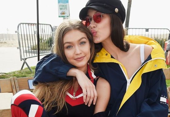 25 лучших совместных выходов сестер Хадид