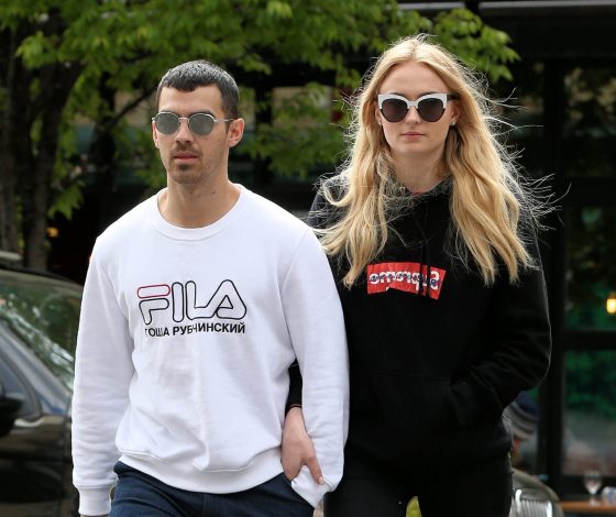 Первый выход пары! Джо Джонас и Софи Тернер на премьере Игры престолов!